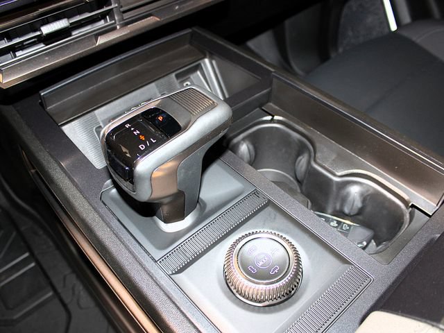 Used 2024 GMC Hummer EV 2X AWD/4WD image 14