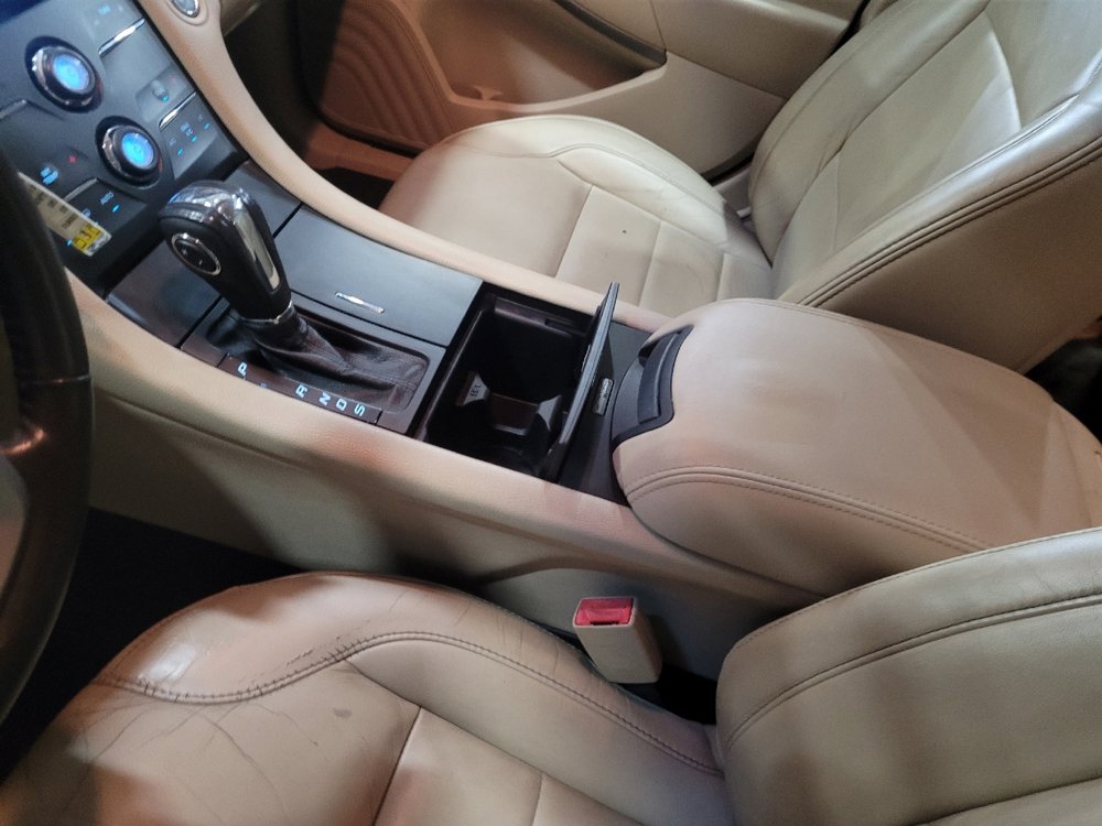 Used 2013 Ford Taurus SEL image 26