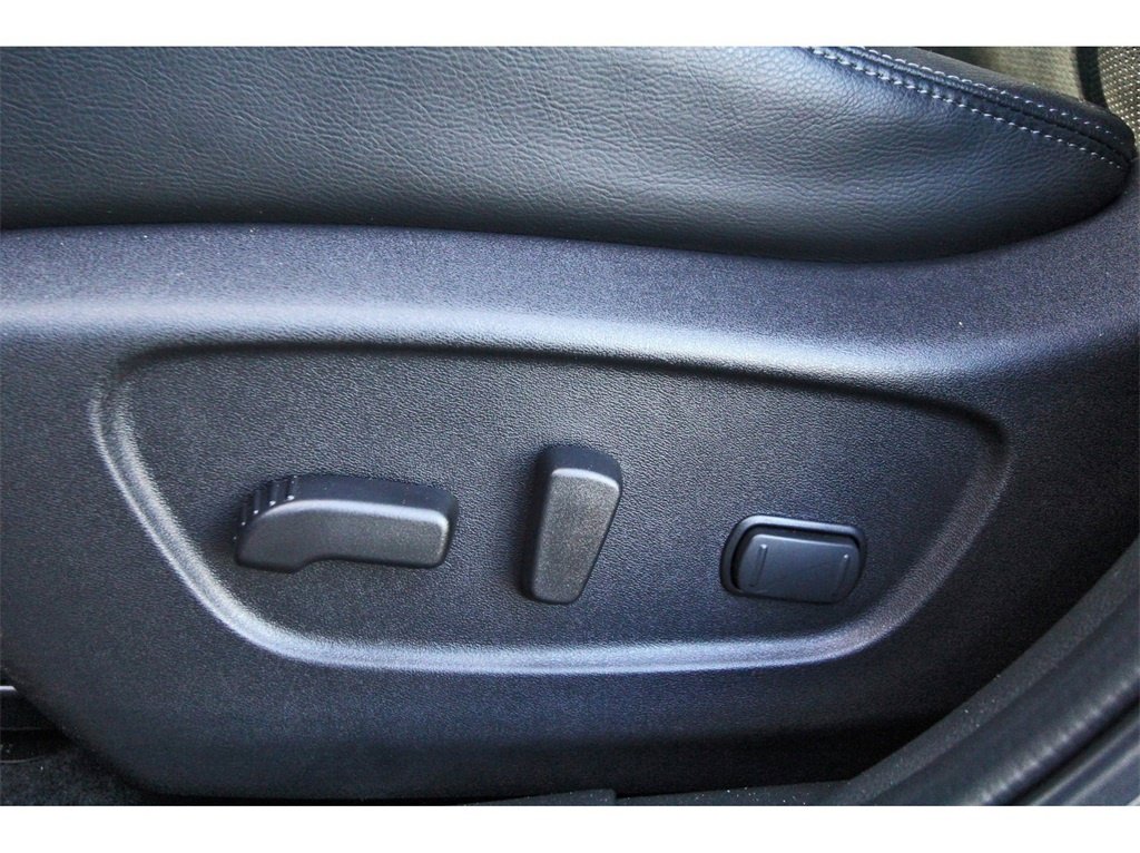 Certified 2022 Nissan Rogue Sport SL image 25