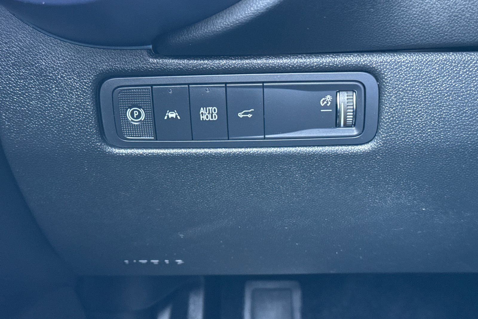 Used 2025 Chevrolet Equinox EV LT w/ Convenience Package FWD image 37