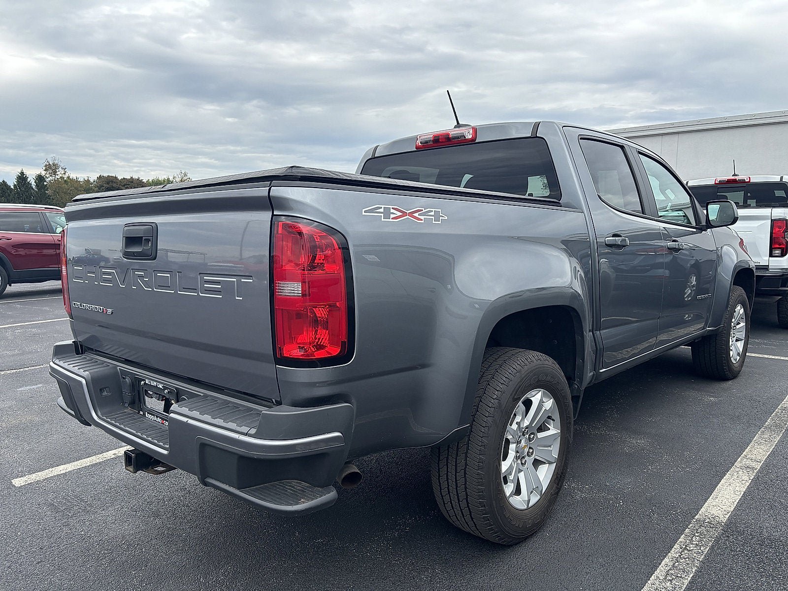 Used 2022 Chevrolet Colorado LT AWD/4WD image 3