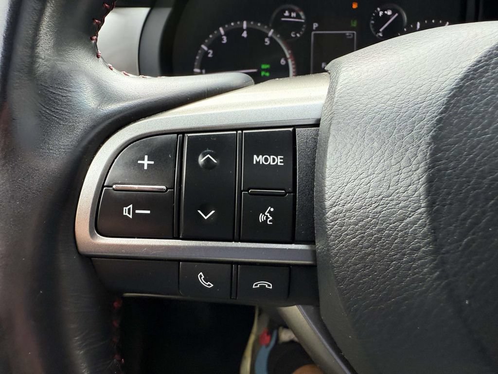 Used 2023 Lexus GX 460 Premium w/ Premium Package AWD/4WD image 22