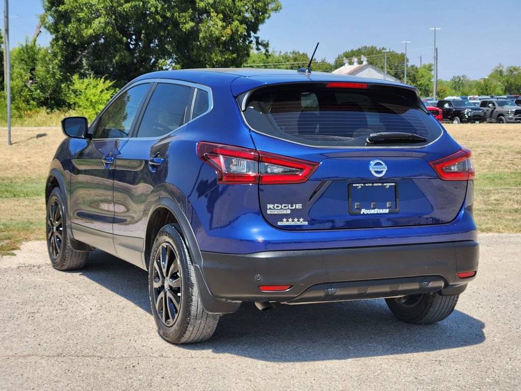 Used 2022 Nissan Rogue Sport S FWD image 5