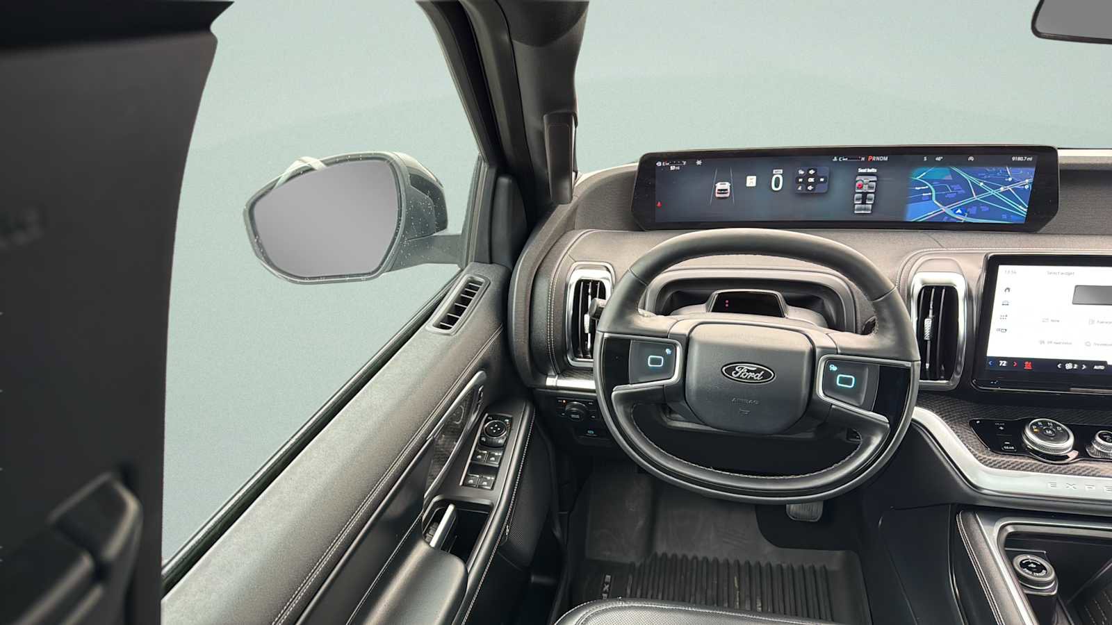 Used 2025 Ford Expedition Platinum w/ Stealth Performance Package image 21