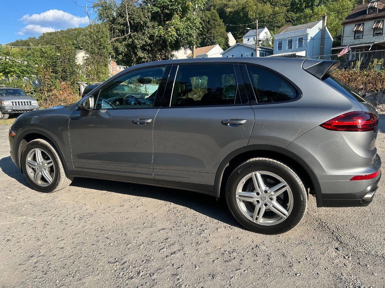 Used 2016 Porsche Cayenne image 5