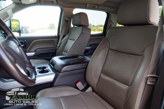 Used 2016 Chevrolet Silverado 3500 LTZ AWD/4WD image 25