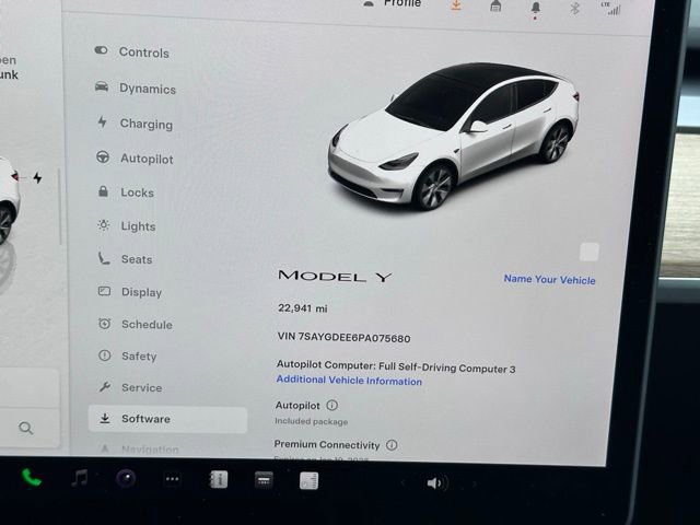 Used 2023 Tesla Model Y Long Range image 24