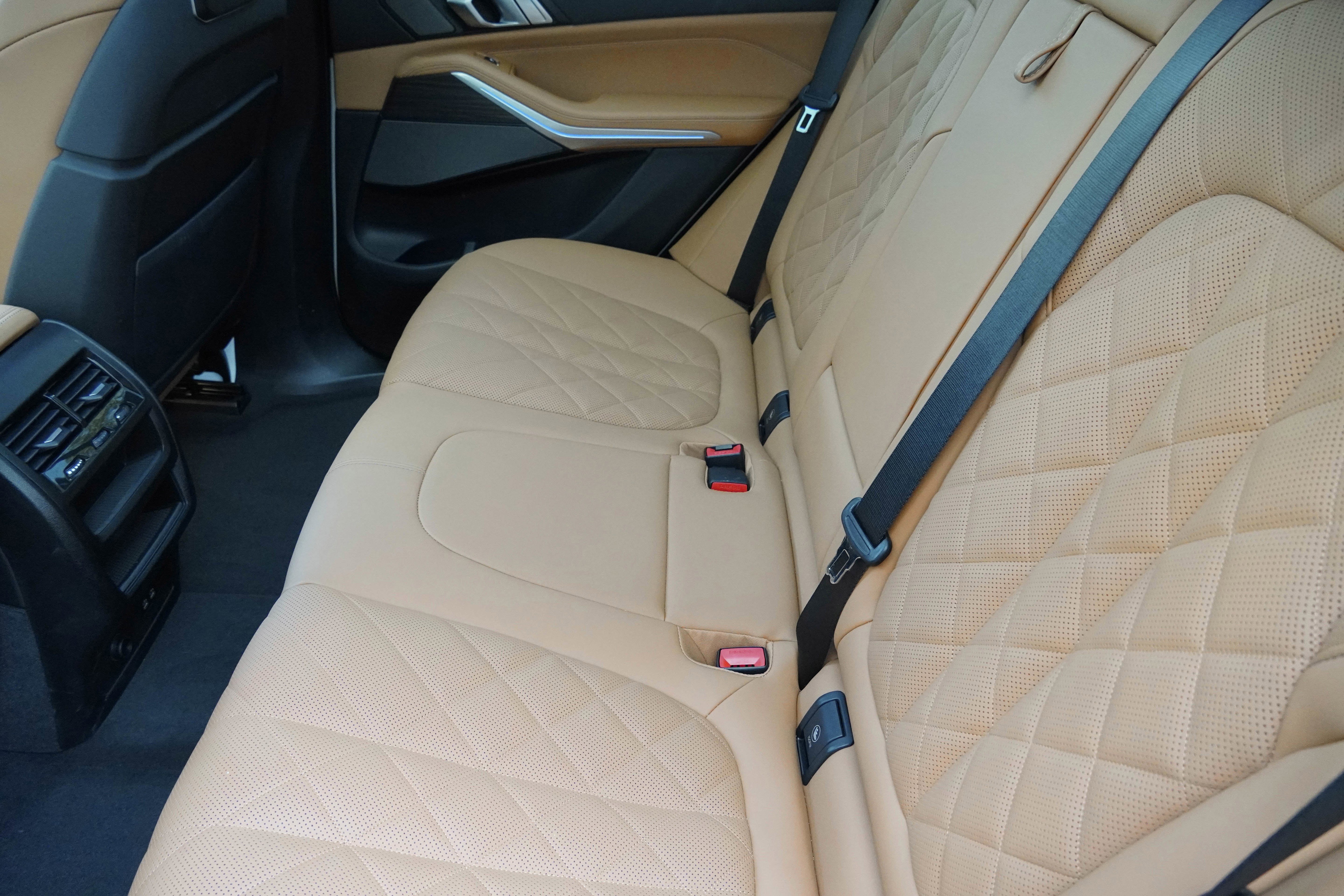 Certified 2025 BMW X5 xDrive40i AWD/4WD image 37