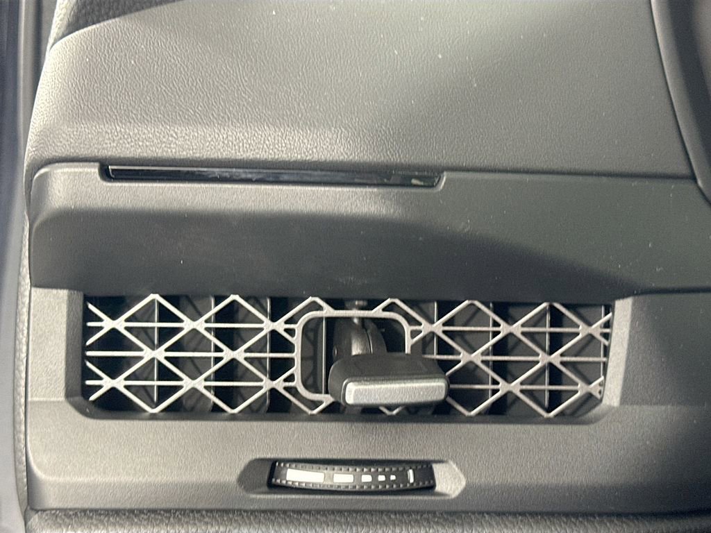 Certified 2025 Honda Accord SE image 10