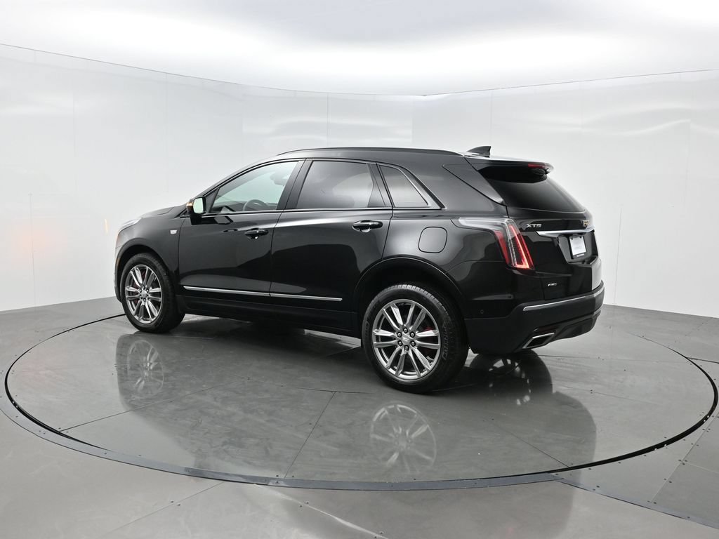 Used 2026 Cadillac XT5 Sportv w/ LPO, Floor Liner Package AWD/4WD image 4