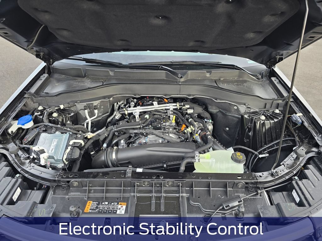 New 2026 Ford Explorer Active w/ Active Comfort Package AWD/4WD image 10