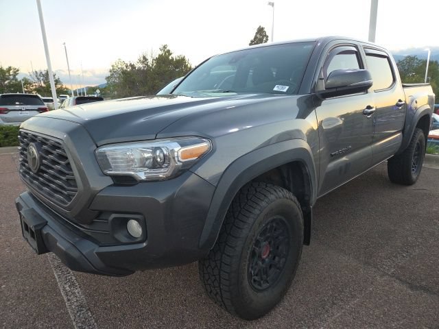 Used 2022 Toyota Tacoma TRD Off-Road w/ Black Out Package (TMS) AWD/4WD image 2