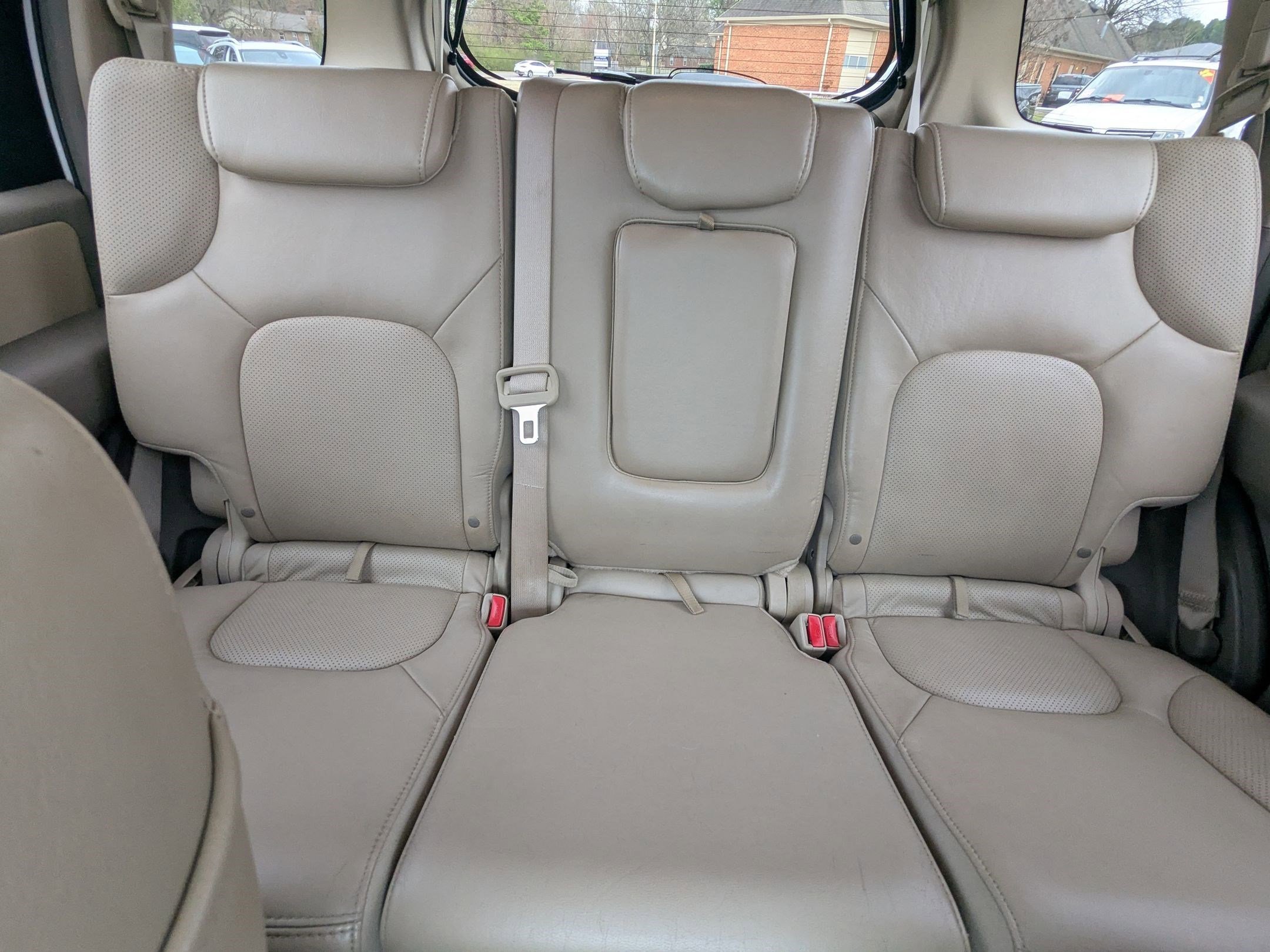 Used 2008 Nissan Pathfinder SE w/ Leather Pkg image 20