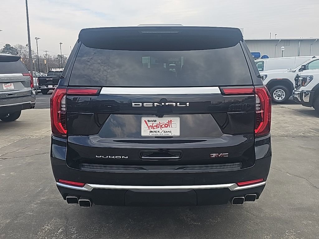 Used 2026 GMC Yukon XL Denali w/ Sun & Power Step Package image 5