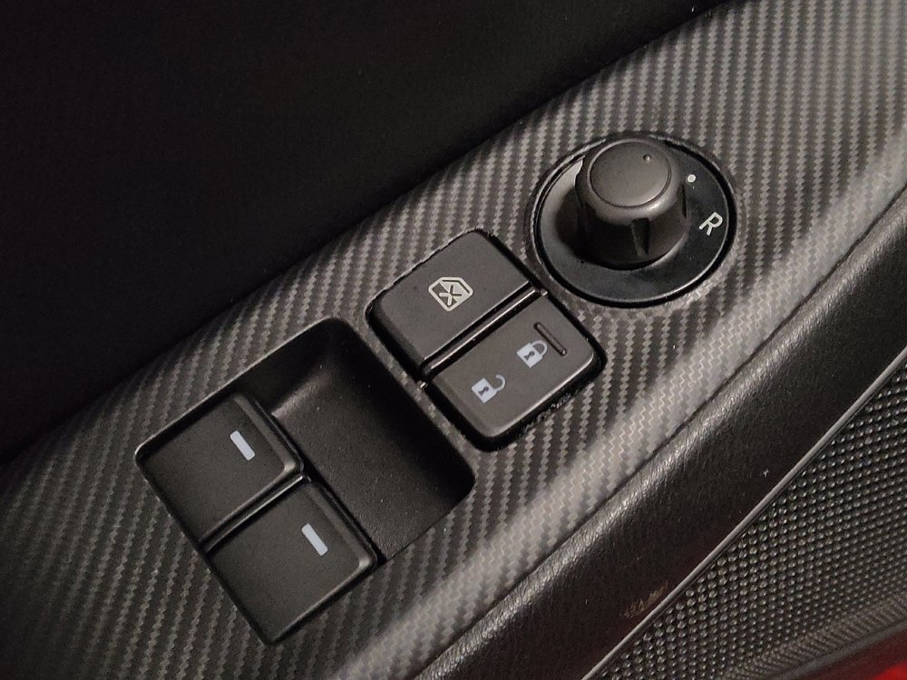 Used 2016 MAZDA MX-5 Miata Sport image 27