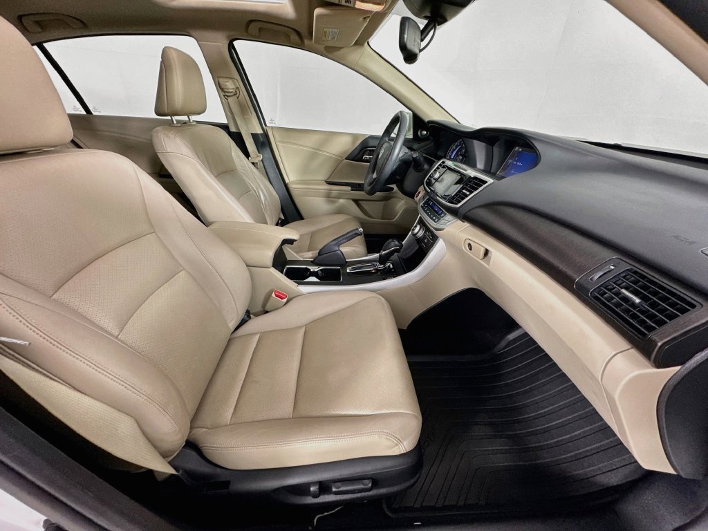 Used 2015 Honda Accord EX-L image 35