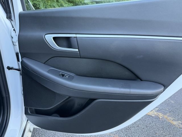 Used 2025 Hyundai Sonata SEL FWD image 23