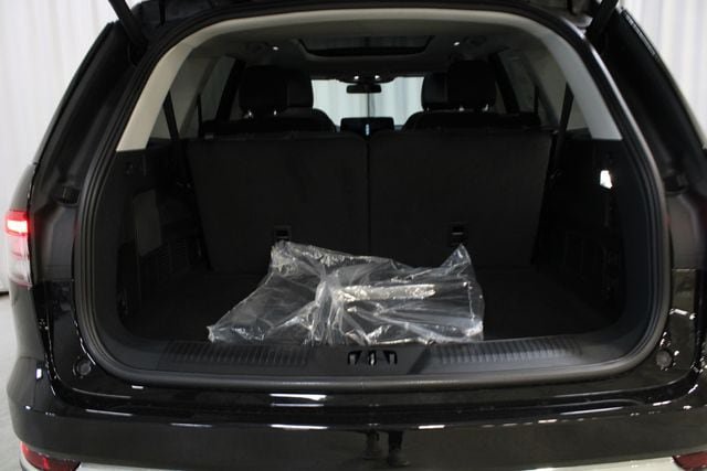 New 2026 Lincoln Aviator AWD image 30