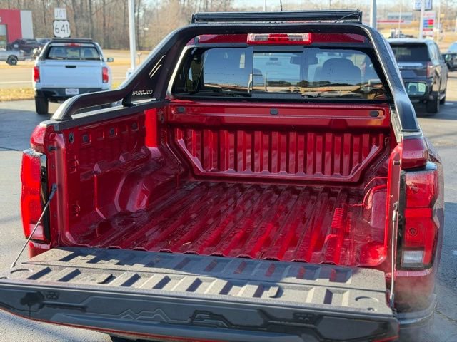 New 2025 Chevrolet Colorado Z71 w/ Midnight Edition image 12