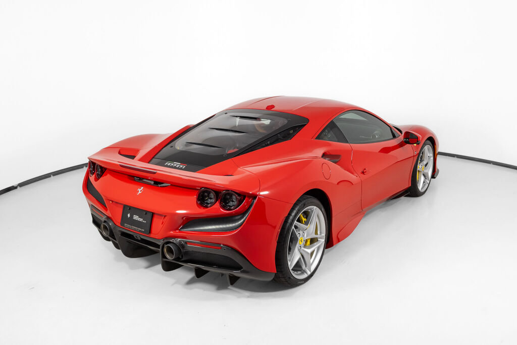Certified 2022 Ferrari F8 Tributo RWD image 9