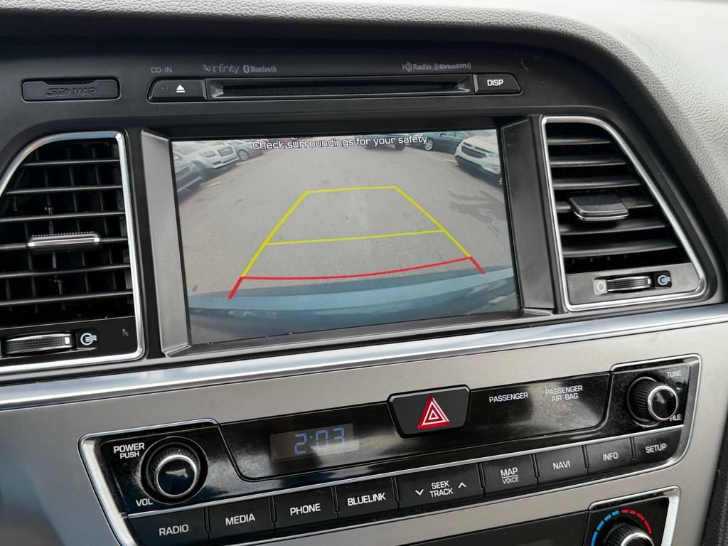 Used 2015 Hyundai Sonata Limited w/ Option Group 05 FWD image 25