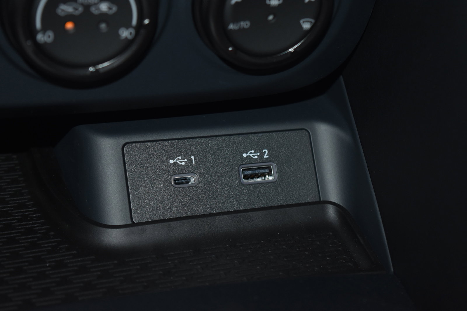 New 2024 Nissan Z NISMO w/ Floor Mat Package image 12