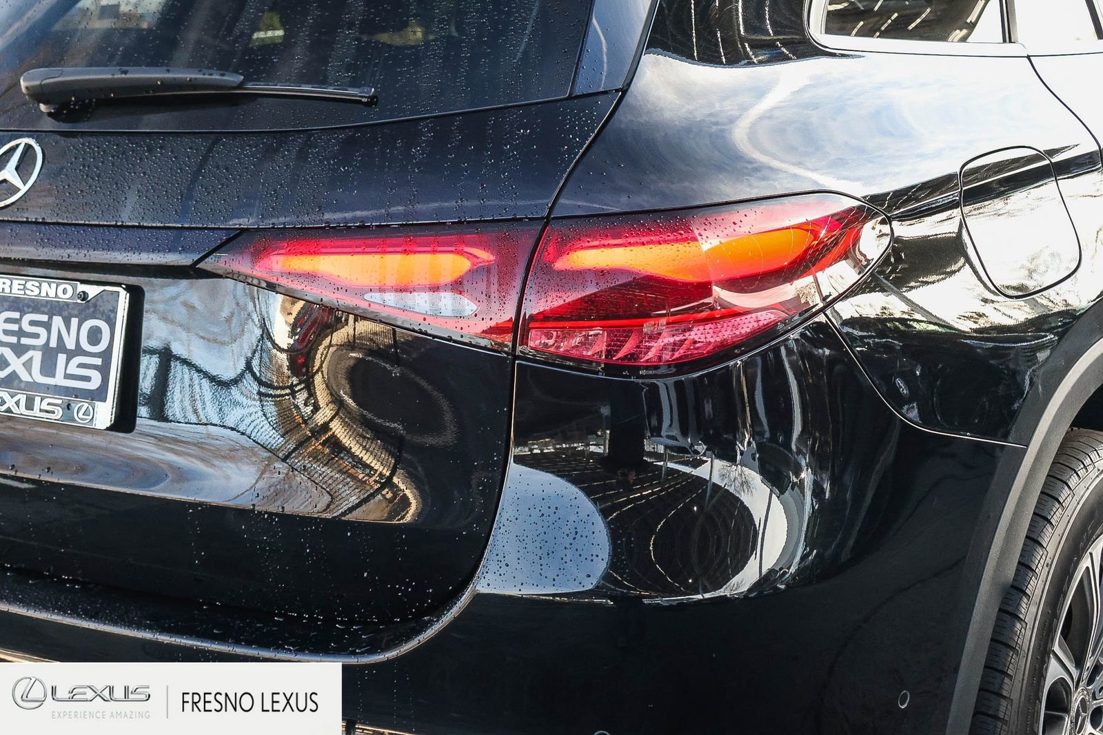 Used 2023 Mercedes-Benz GLC 300 image 7