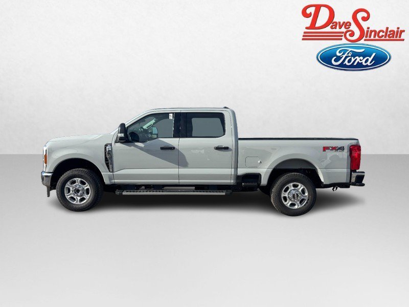 New 2026 Ford F250 XLT w/ FX4 Off-Road Package AWD/4WD image 10