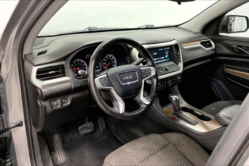 Used 2019 GMC Acadia SLE FWD image 14