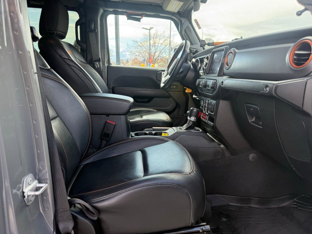 Used 2023 Jeep Gladiator Mojave w/ Cold Weather Group image 11