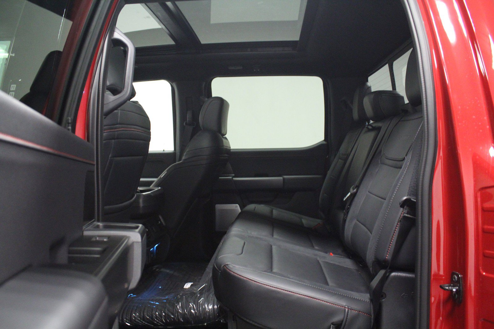 Used 2024 Ford F150 Raptor AWD/4WD image 13