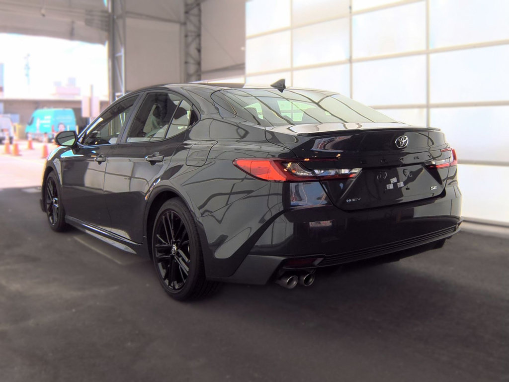 Used 2025 Toyota Camry SE FWD image 12