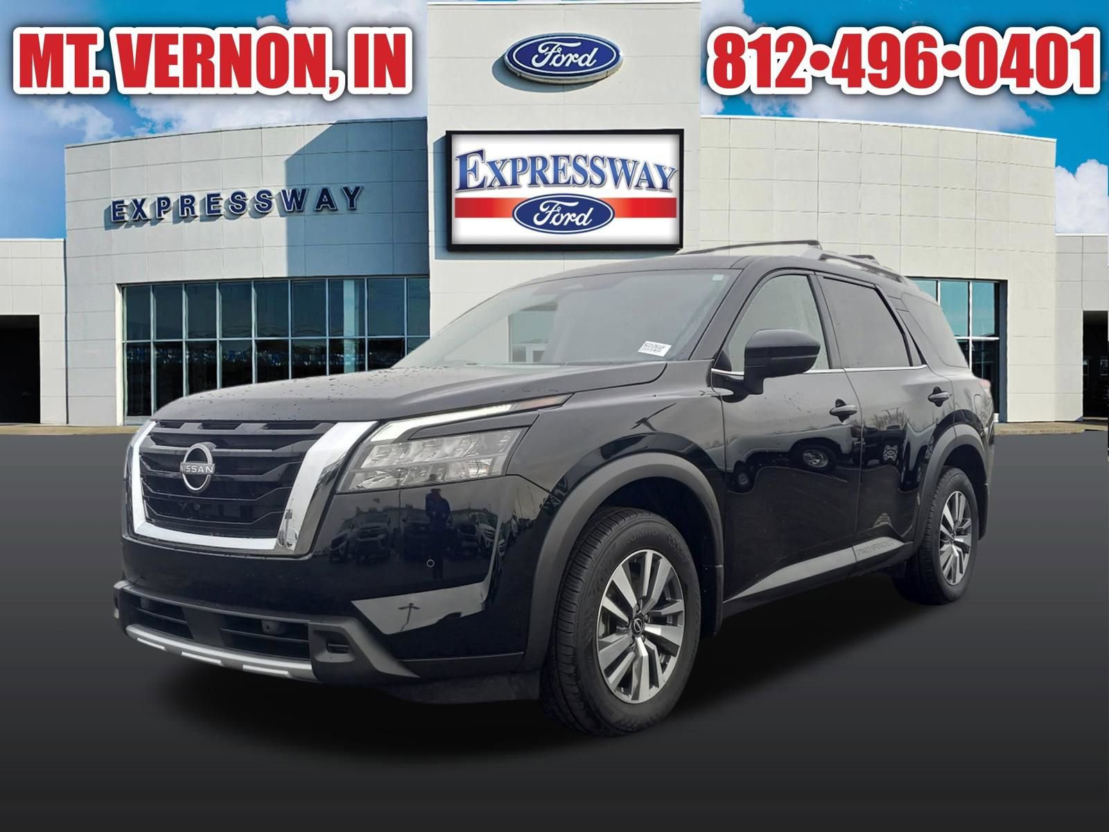 Used 2025 Nissan Pathfinder SL AWD/4WD image 2