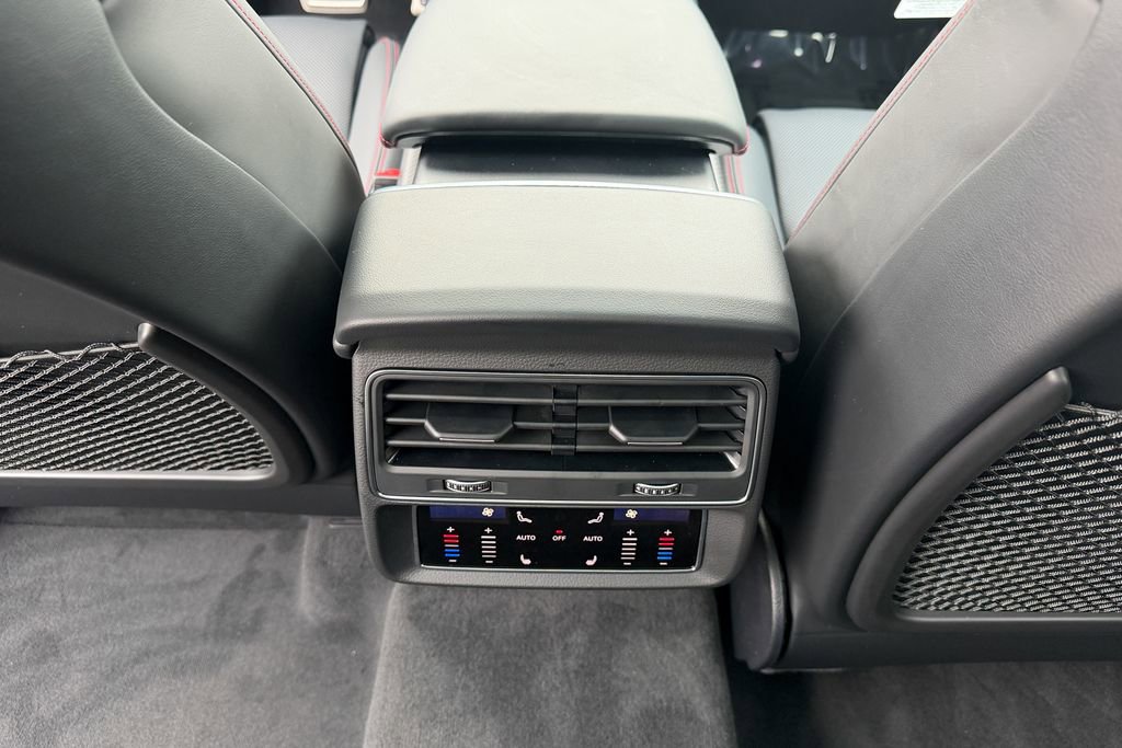 New 2026 Audi SQ8 Prestige image 28