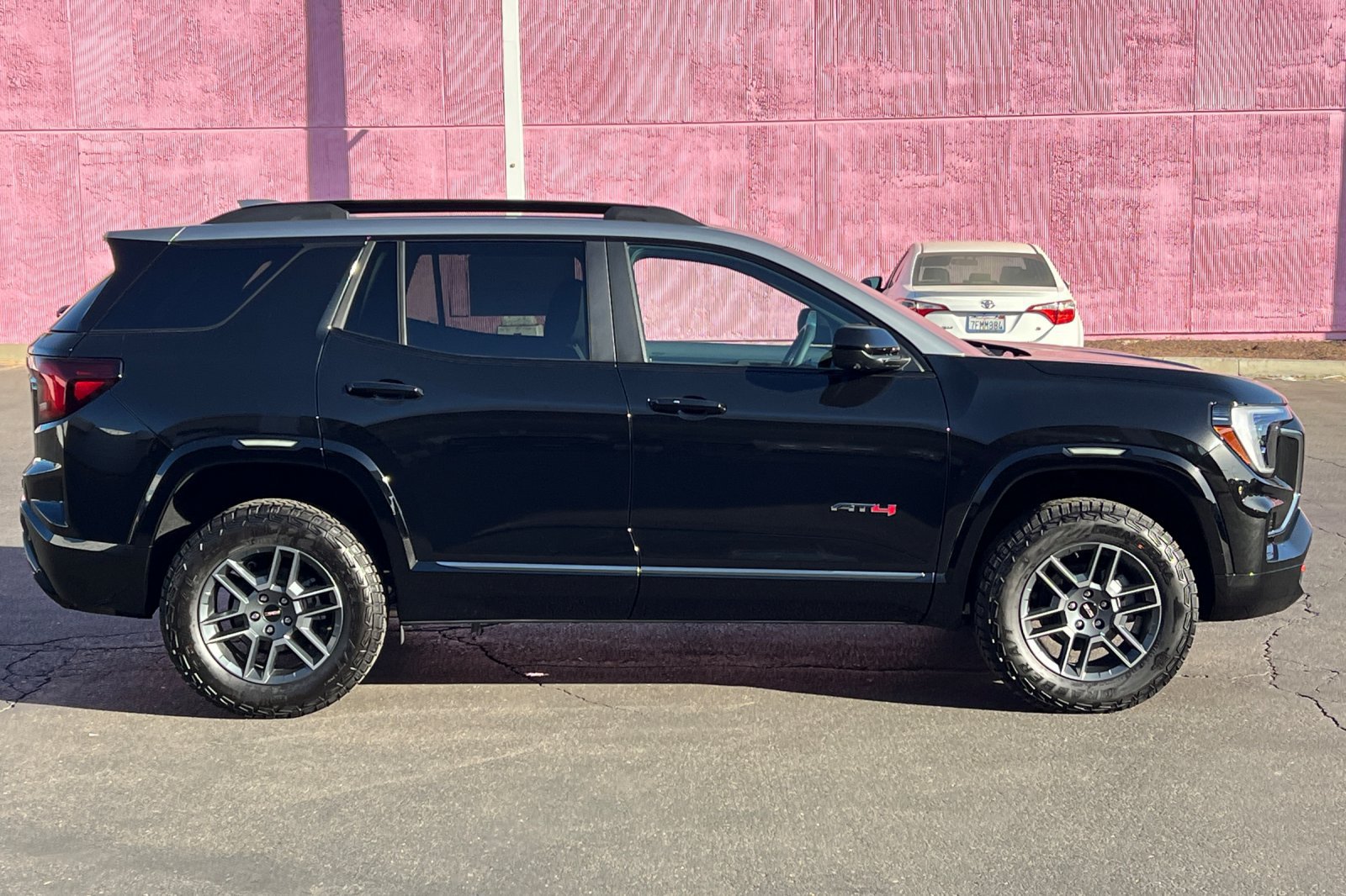 New 2027 GMC Terrain AT4 w/ Technology Package II AWD/4WD image 3