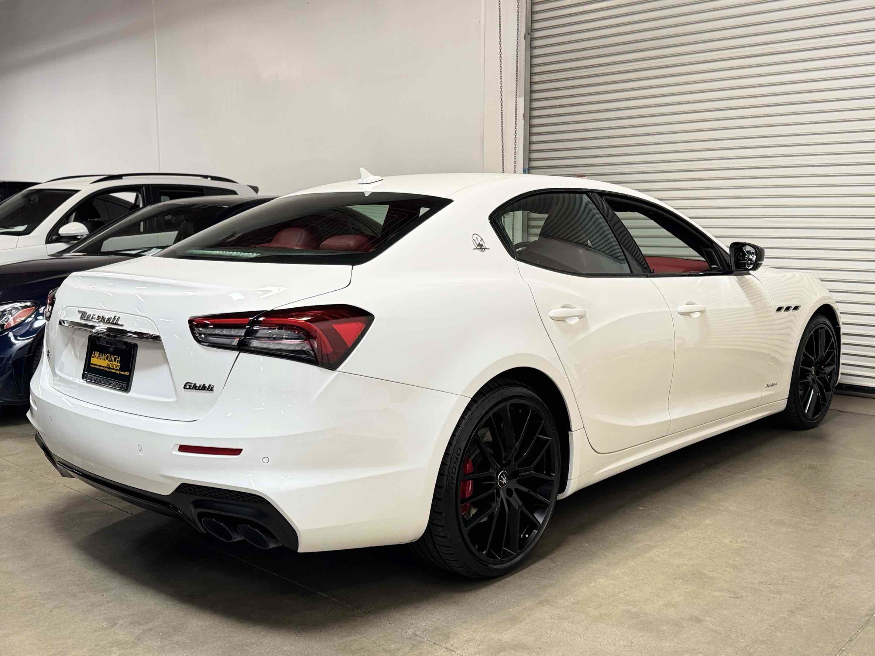 Used 2021 Maserati Ghibli S GranSport RWD image 21