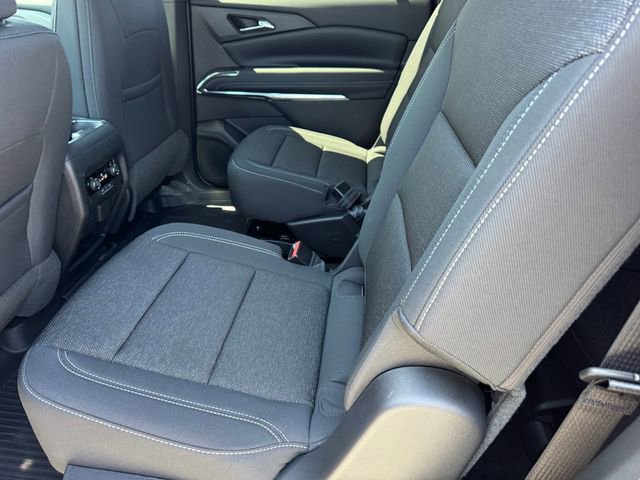 New 2026 Chevrolet Traverse LT w/ Sun and Wheel Package FWD image 11