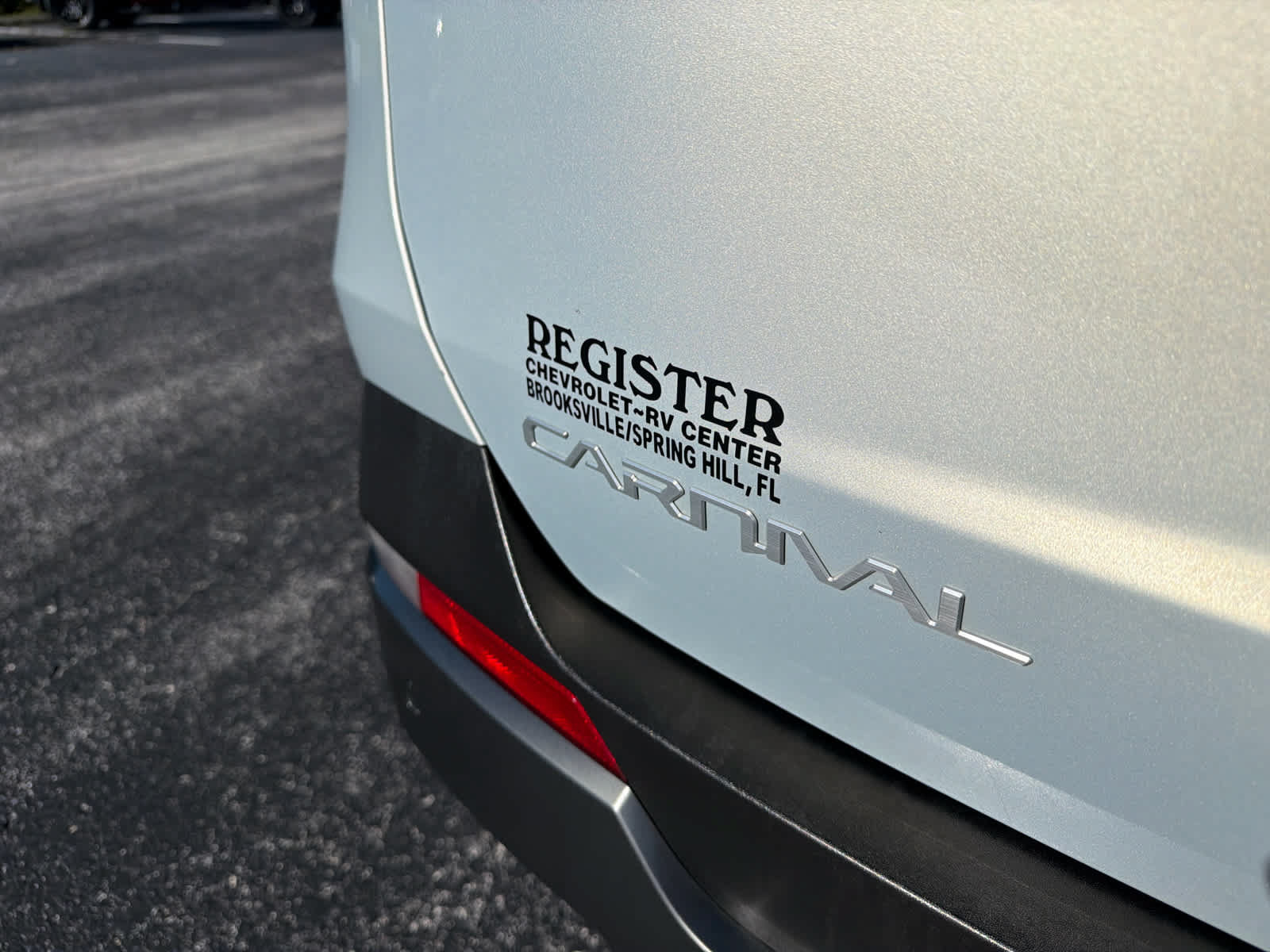 Used 2025 Kia Carnival SX Prestige FWD image 9