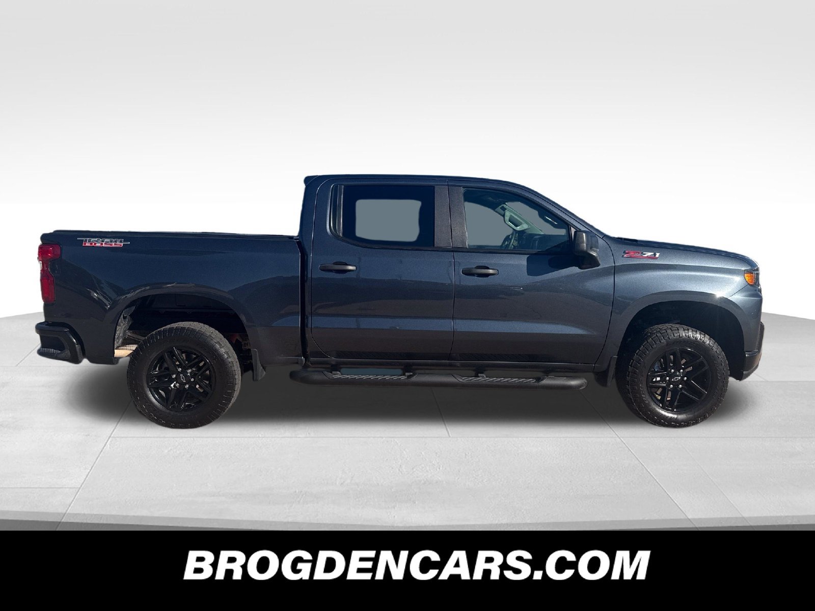 Used 2021 Chevrolet Silverado 1500 Custom Trail Boss w/ Safety Confidence Package AWD/4WD image 2