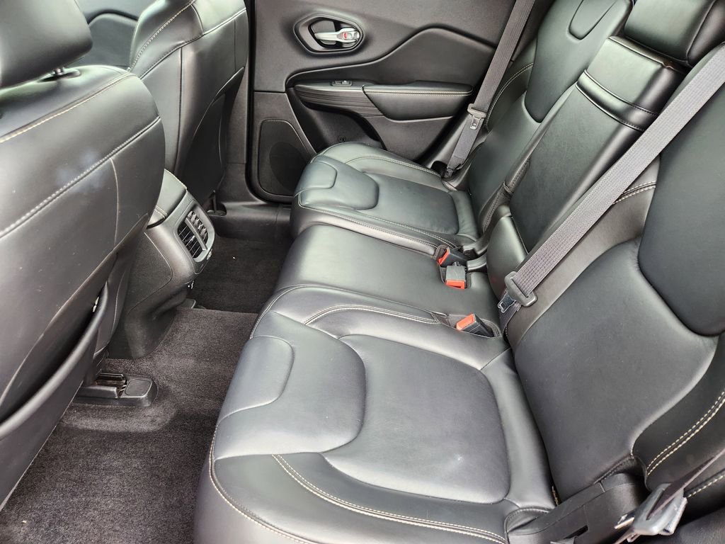 Used 2015 Jeep Cherokee Limited AWD/4WD image 19