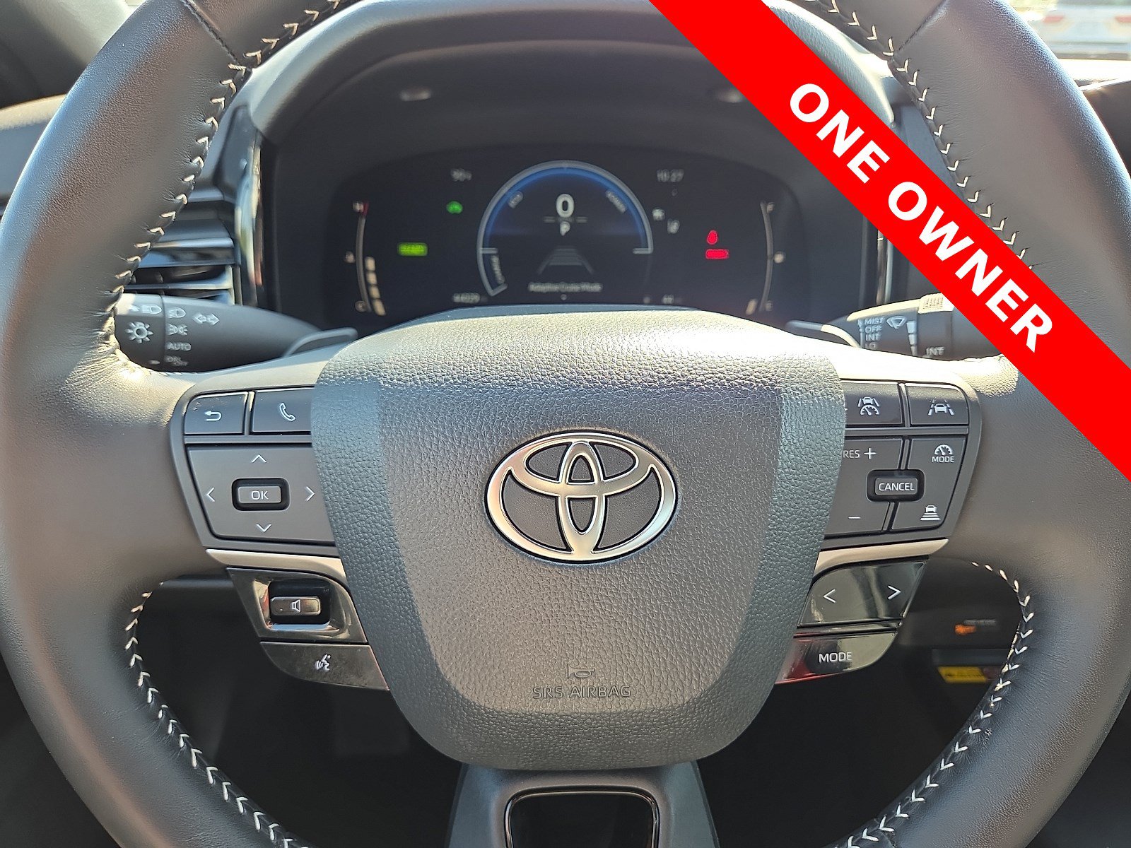 Used 2025 Toyota Camry SE FWD image 24
