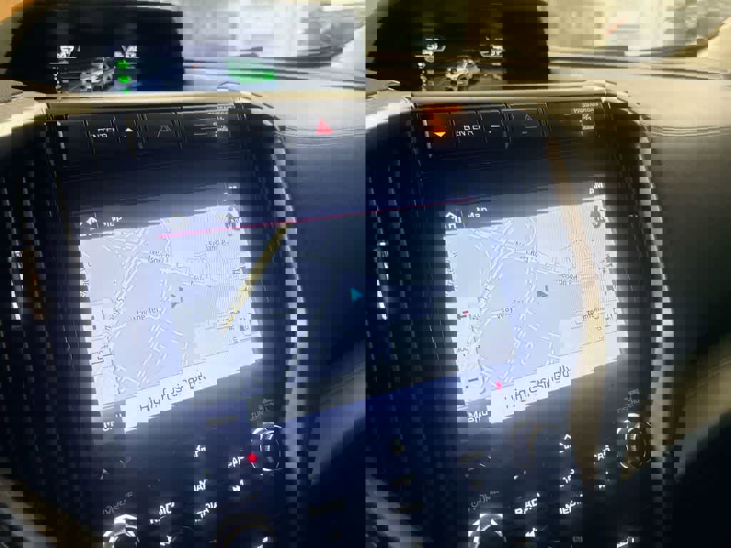 Used 2021 Subaru Ascent Limited w/ Technology Package image 32