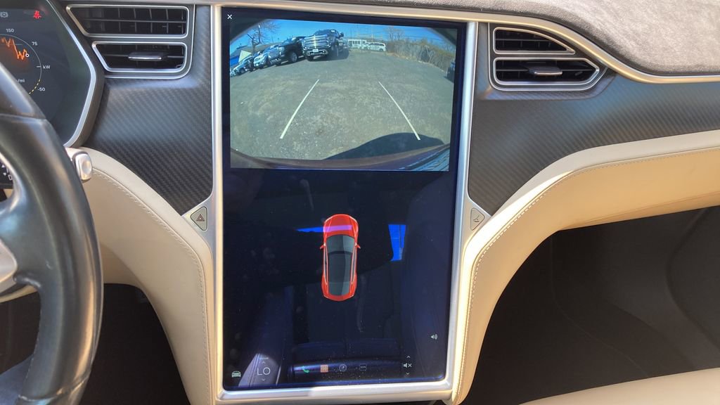 Used 2015 Tesla Model S 85D image 21