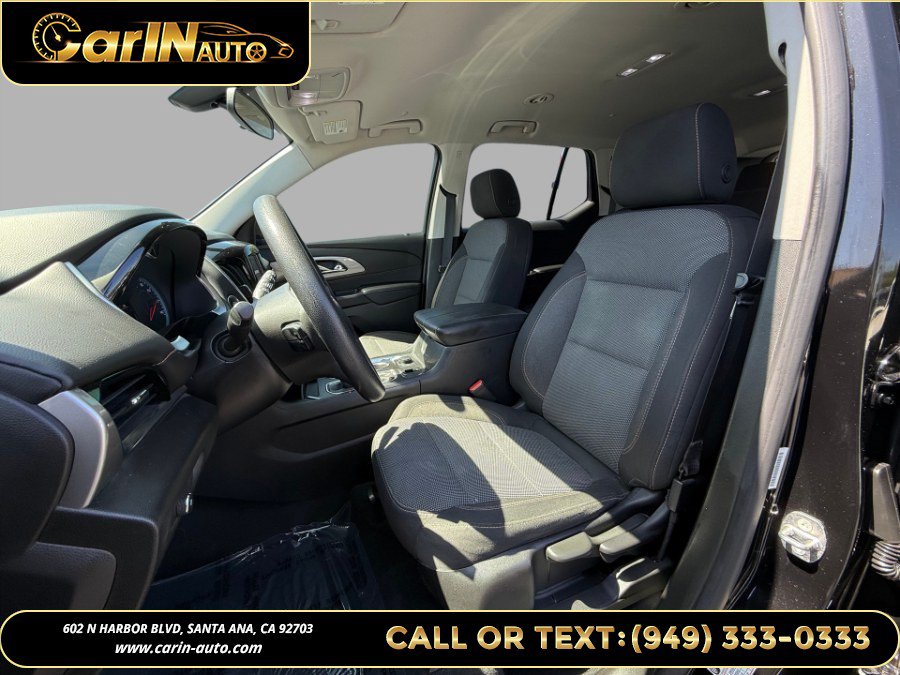 Used 2018 Chevrolet Traverse LS w/ LPO, Floor Liner Package FWD image 31