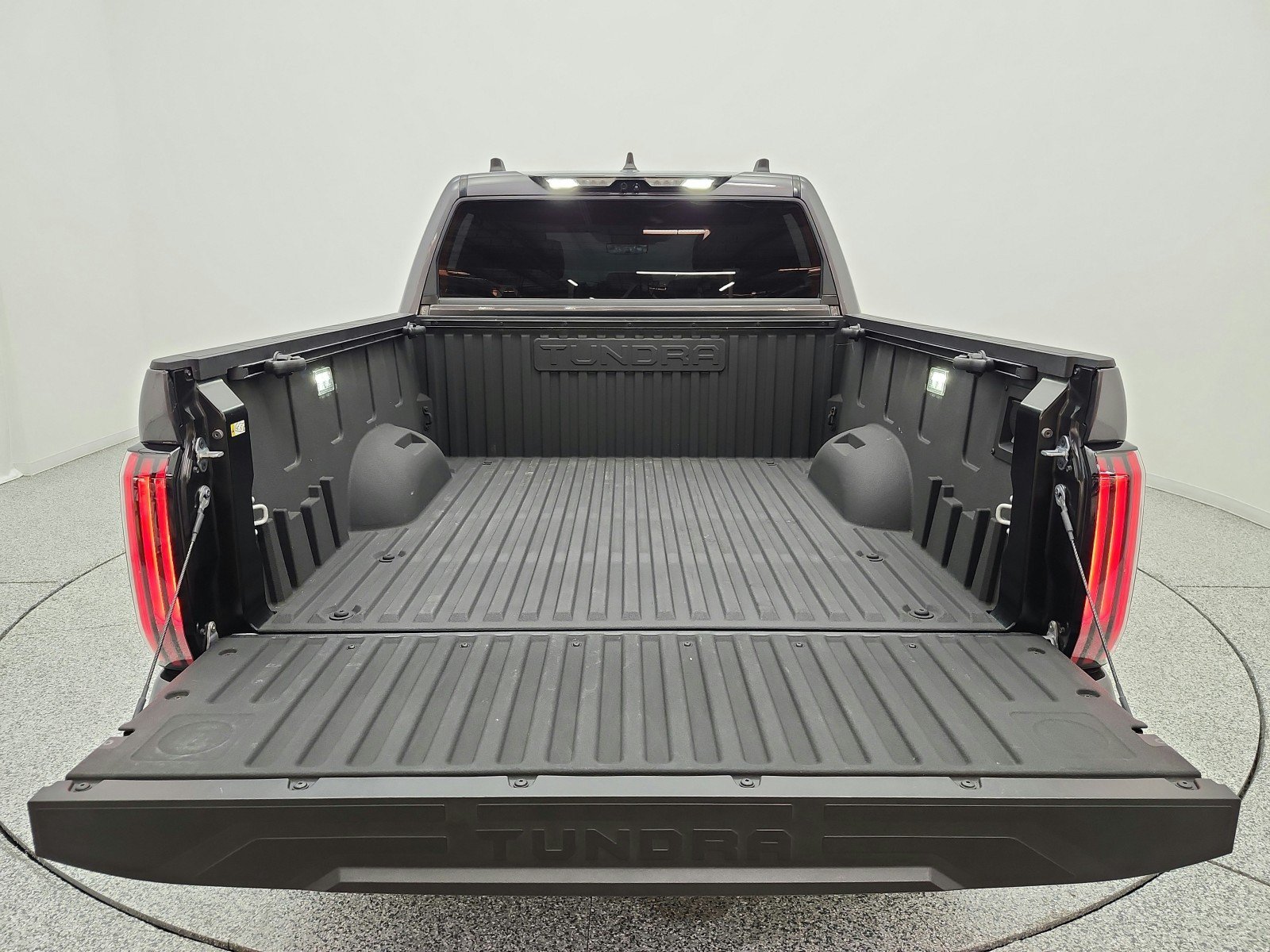 Used 2025 Toyota Tundra TRD Pro w/ Tow Tech Package AWD/4WD image 19