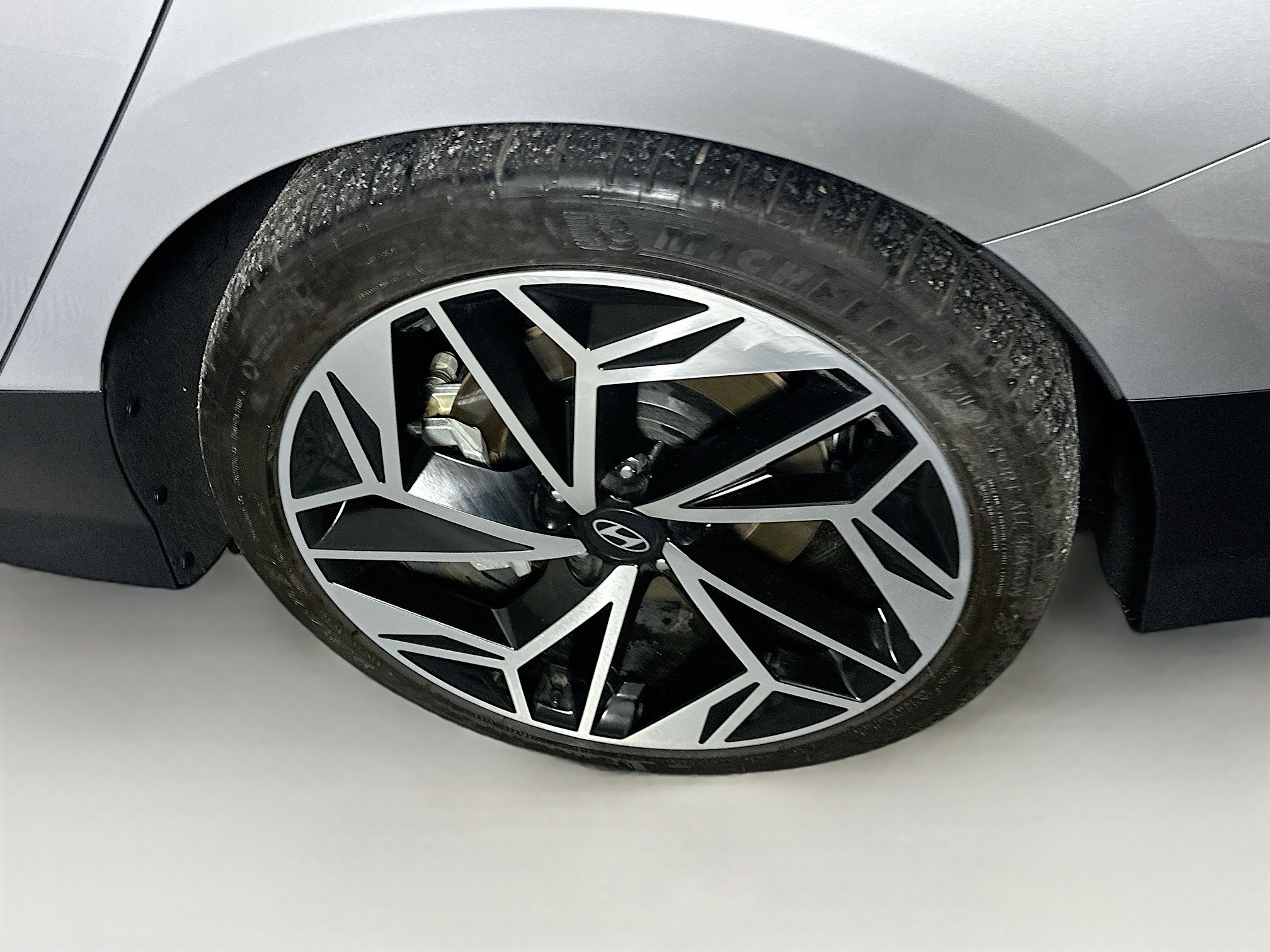 Used 2023 Hyundai Ioniq 6 SEL image 11