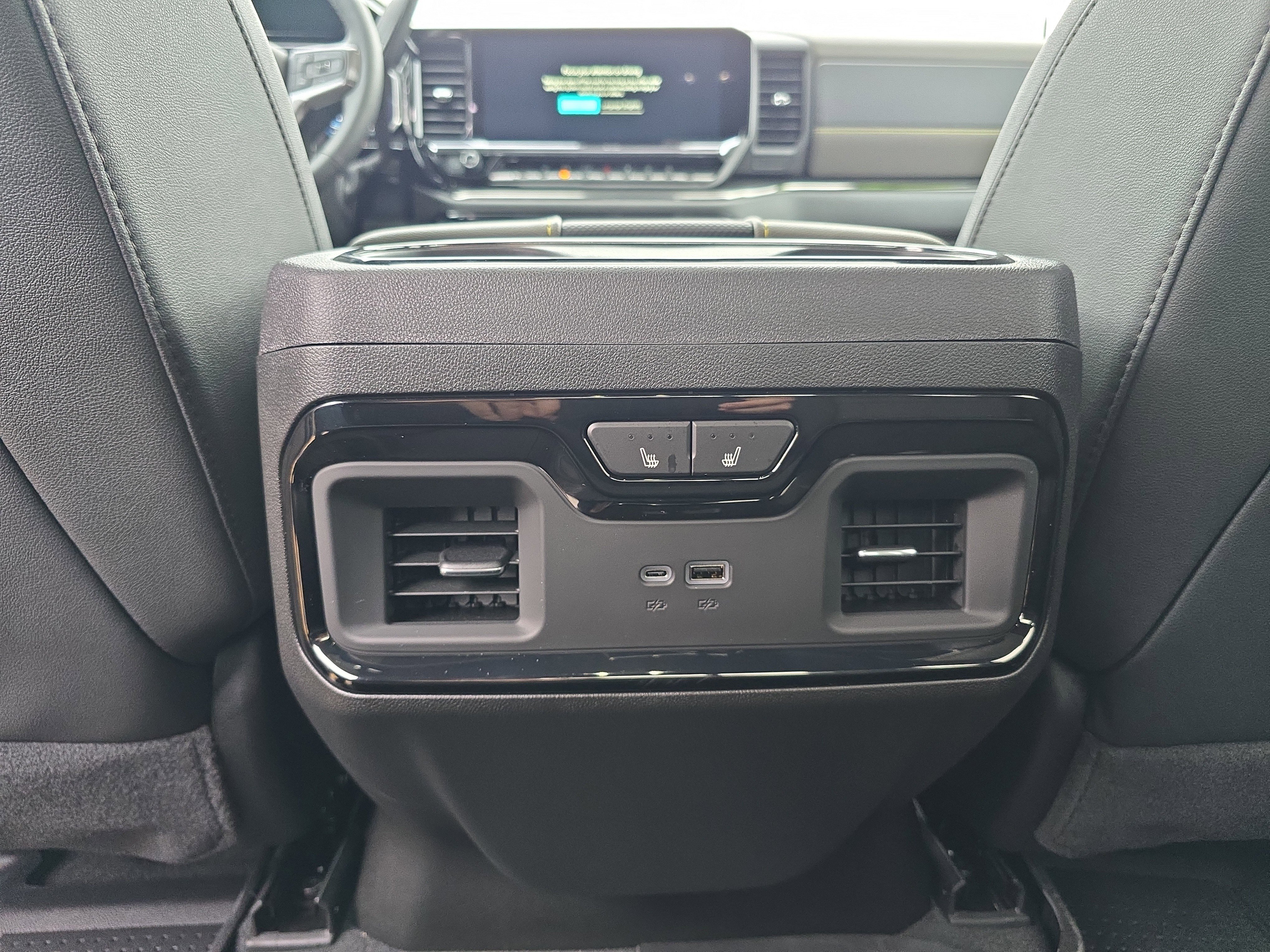 Used 2025 Chevrolet Silverado 2500 ZR2 w/ Technology Package image 20