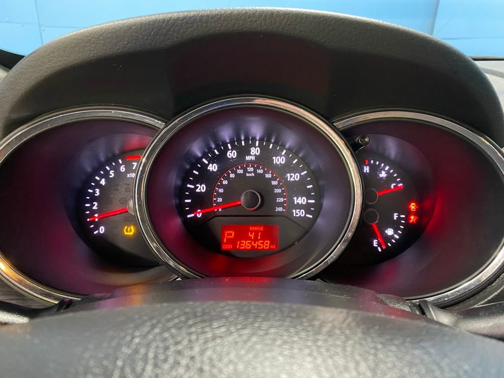 Used 2012 Kia Sorento LX image 23