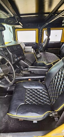 Used 2002 HUMMER H1 Open Top image 11