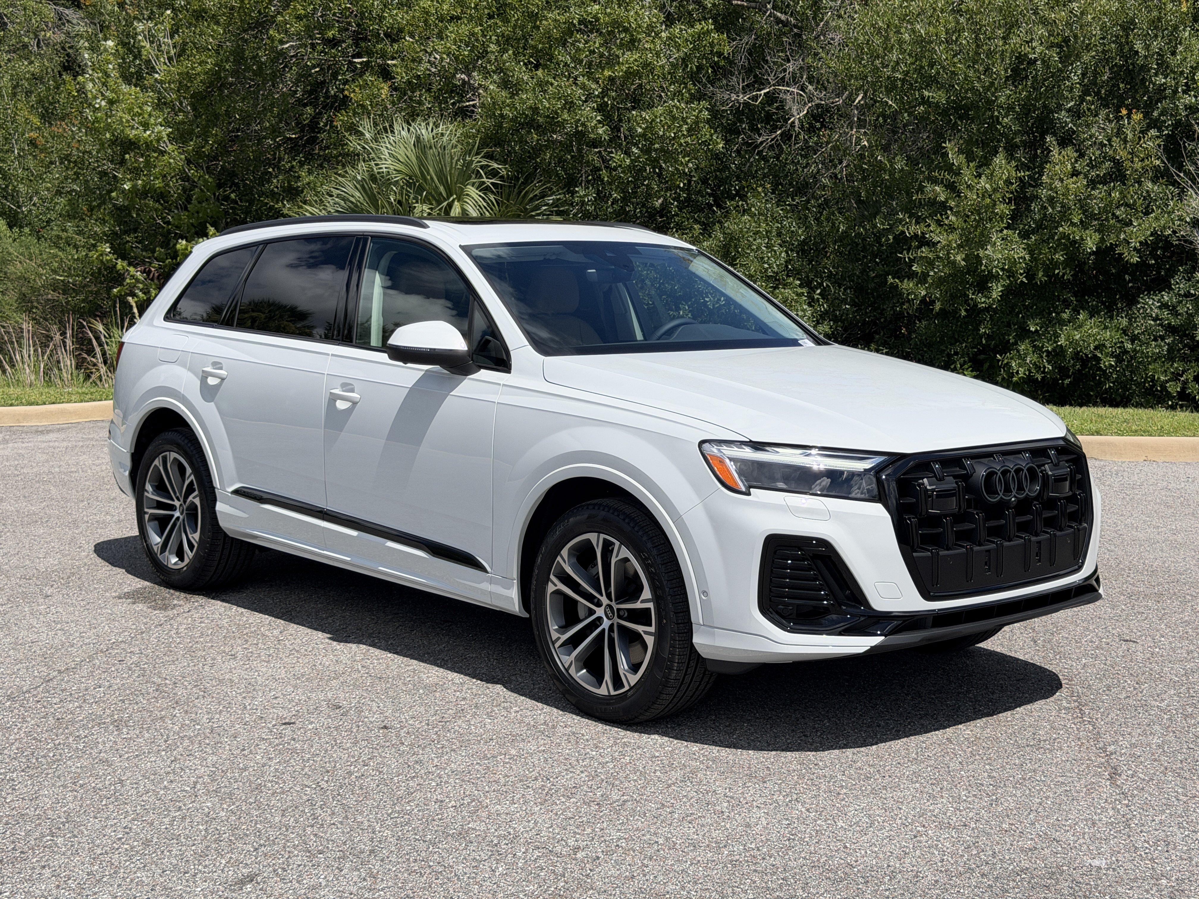 New 2026 Audi Q7 2.0T Premium Plus AWD/4WD image 1